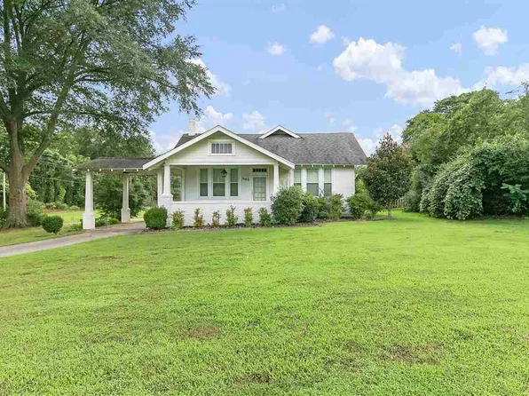 1560 Hollywood Dr, Jackson, TN 38305