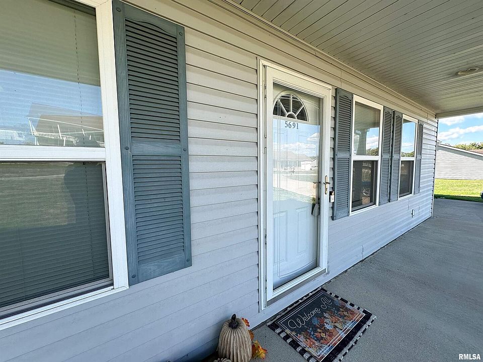 1st image of 5691 Silver Fox Dr