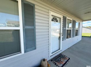 5691 Silver Fox Dr, Carterville, IL 62918