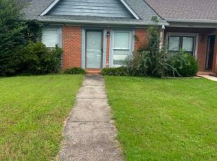 1966 E Brownstone Ct SW, Decatur, AL 35603