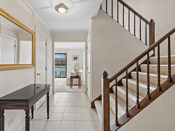 4th image of 1480 Fairfax Ln #1480
