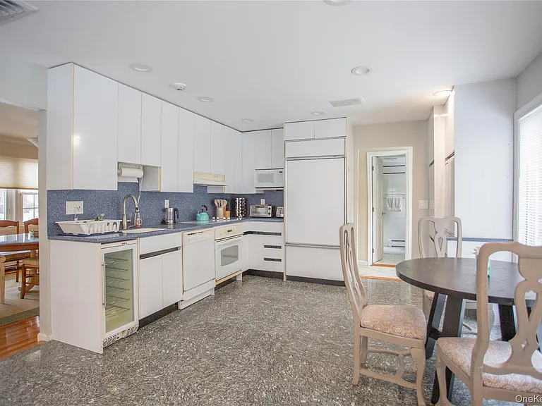 9 Kensington St — Photo 8