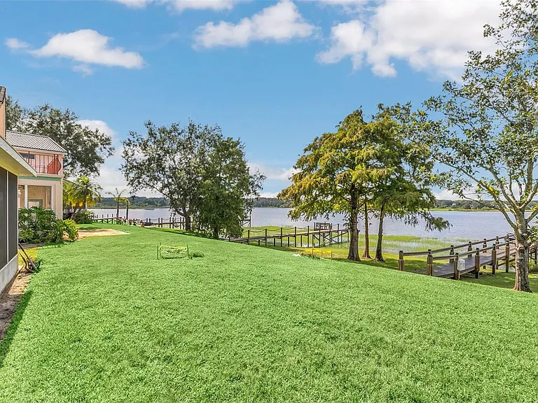 7221 Bay Club Way — Photo 34