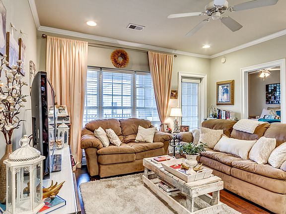 4th image of 700 15th Street #3205