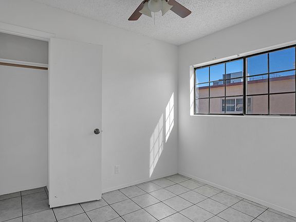 4th image of 2221 N Jones Blvd APT 3
