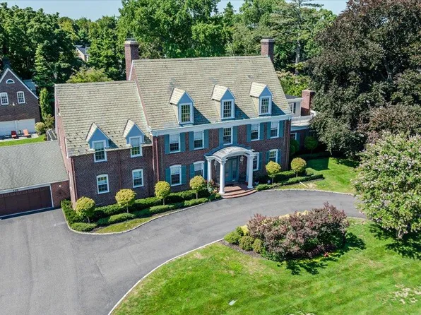 115 Cedar Avenue, Hewlett, NY 11557