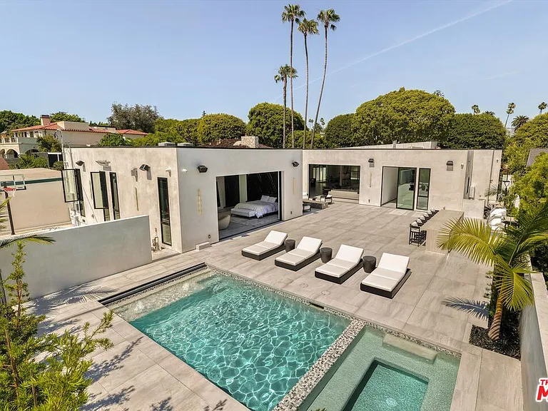 621 N Rodeo Dr — Photo 28