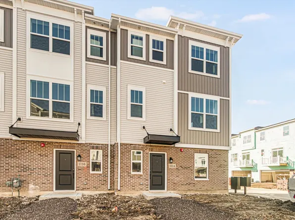 1114 Girard Ave, Des Plaines, IL 60018