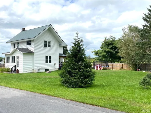 9690 Toy Town Rd, Castorland, NY 13620