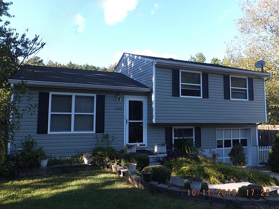 2nd image of 4205 Chinkapin Ln