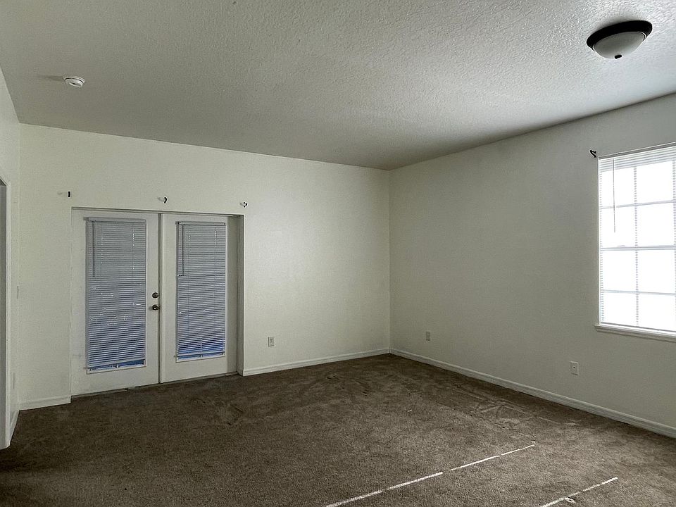 Large Living Area