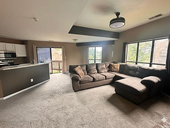 2nd image of 8111 Cedar Glen Dr