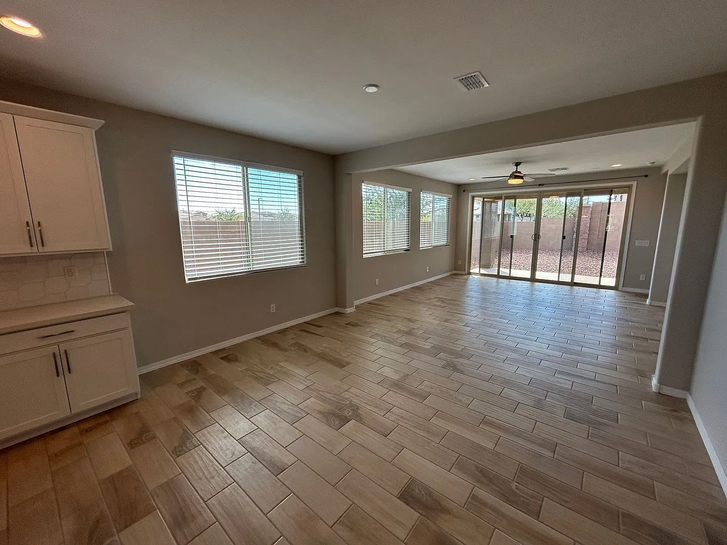 3 bed, 3.0 bath, 1785 sqft, $2,000 — Photo 4