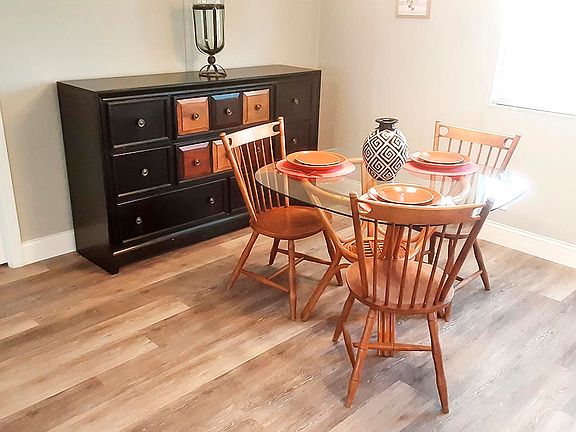 3rd image of 315 Del Ray Dr #174