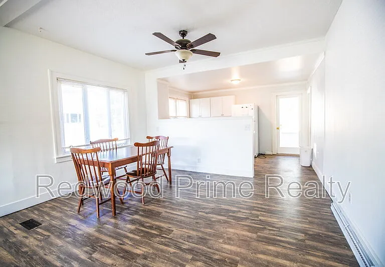 522 E Park Ave #4 — Photo 4