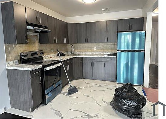 1st image of 2115 Dix Ave Floor 2
