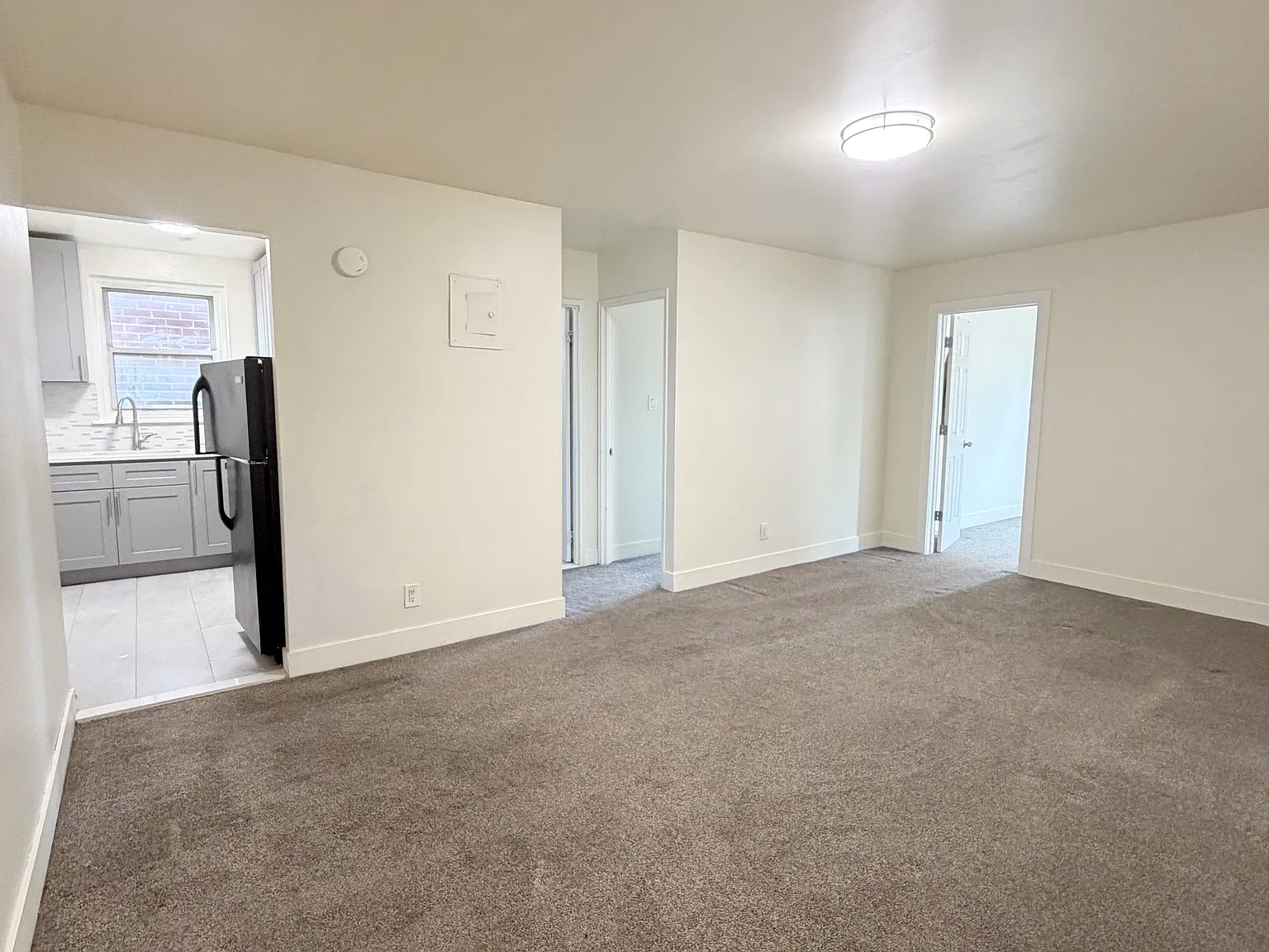 59-21 Calloway Street — Photo 3