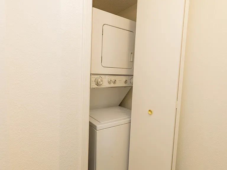 La Mesa — Photo 20