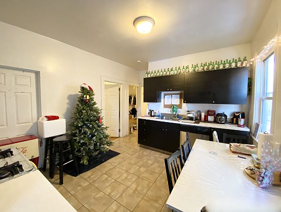 2nd image of 72 Calumet St #1F