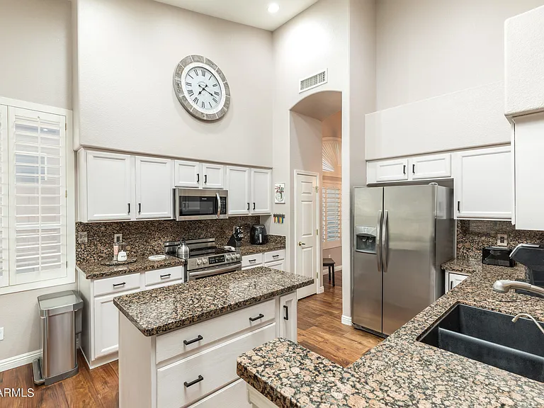 11160 E Greythorn Dr — Photo 12