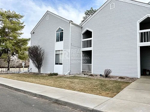 3305 S Monaco Pkwy #B Photo 1