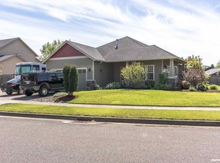 810 Sunrise Dr, Stayton, OR 97383