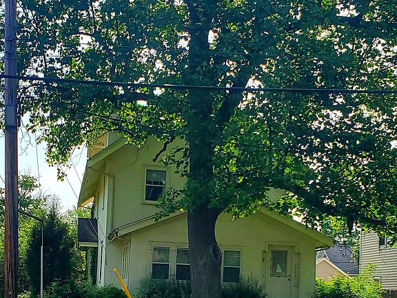 2nd image of 2303 S Westnedge Ave
