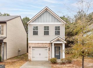 4497 Ravenwood Dr, Union City, GA 30291