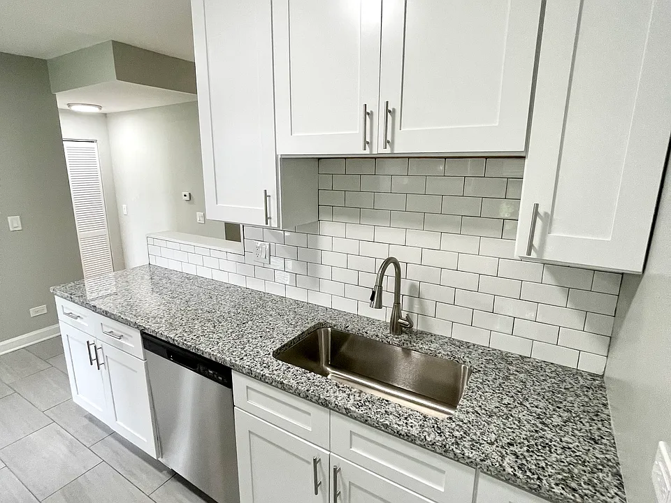 2016 W Estes Ave #1NORTH