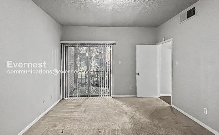 3729 Thistlemont Dr — Photo 9