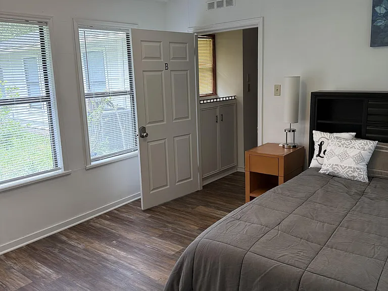 Parker Dr — Photo 3