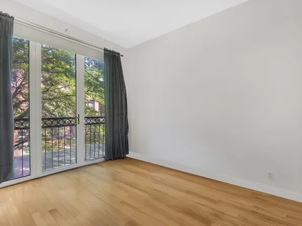 350 2nd Street image 6 of 8