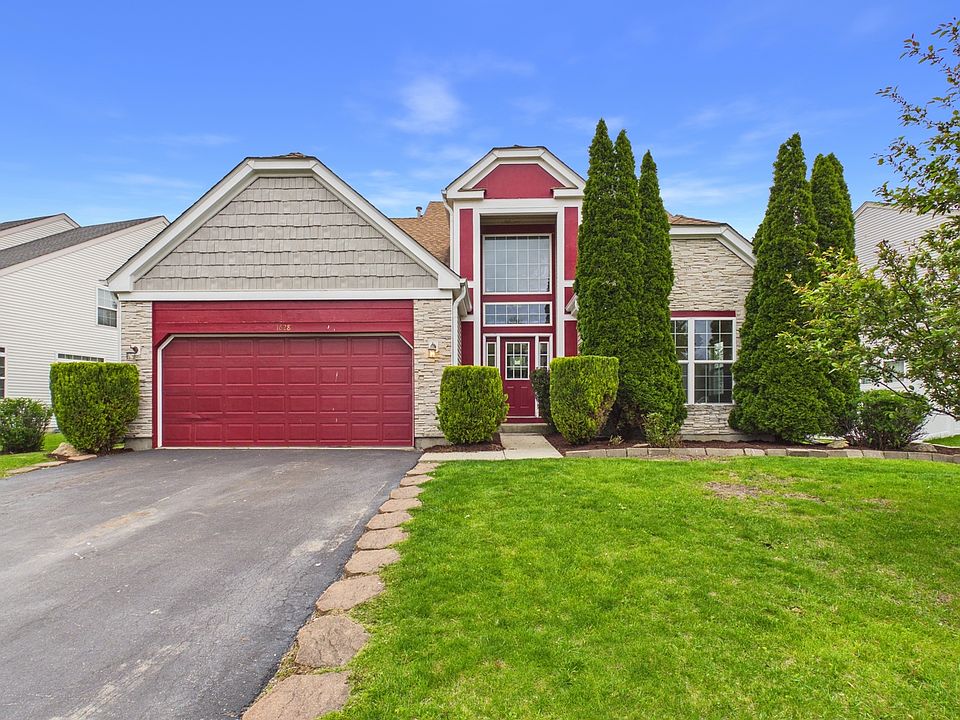 1st image of 1628 Trails End Ln
