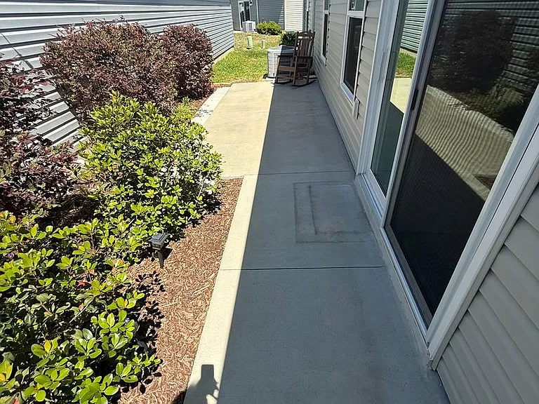 7185 Denver Ave — Photo 37