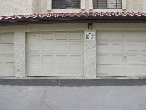 4th image of 2020 W Union Hills Dr Unit 108