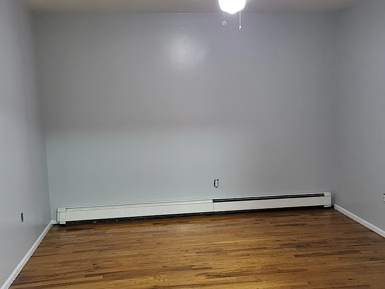 103 Beacon Ave — Photo 8