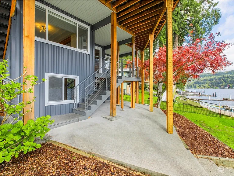 518 W Lake Samish Dr — Photo 9