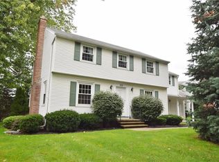 105 Danforth Cres, Rochester, NY 14618