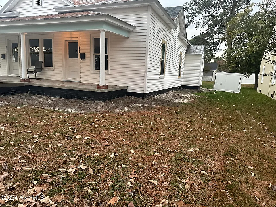 423 Snow Hill St