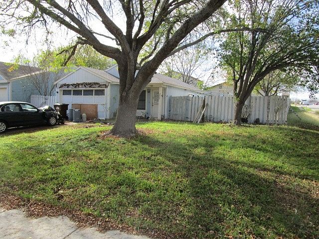 2nd image of 2827 Coral Field Dr