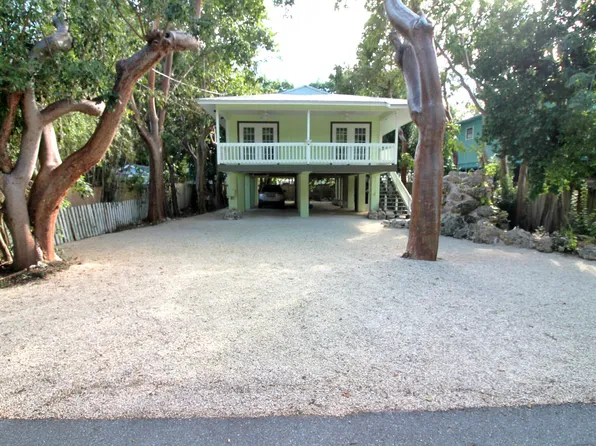 146 N Sunrise Dr, Tavernier, FL 33070