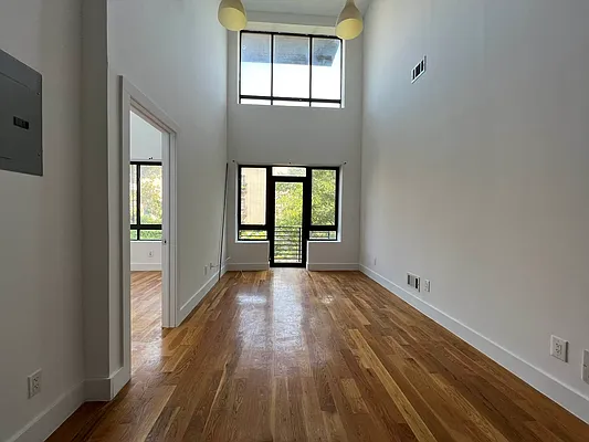 Rented by Rumah Realty Inc | media 13