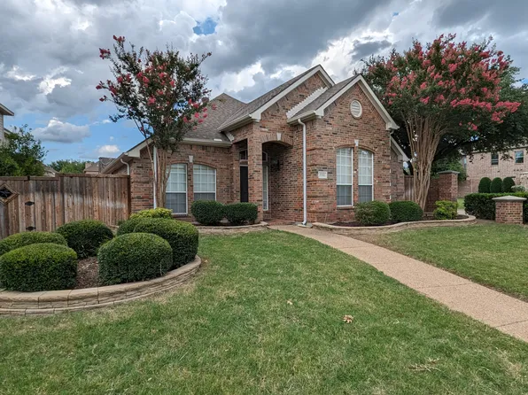 9200 Blue Water Dr, Plano, TX 75025