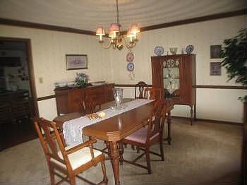 3rd image of 4661 Revere Dr
