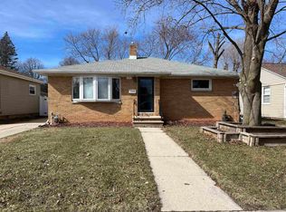 1031 Marshall Ave, Green Bay, WI 54303