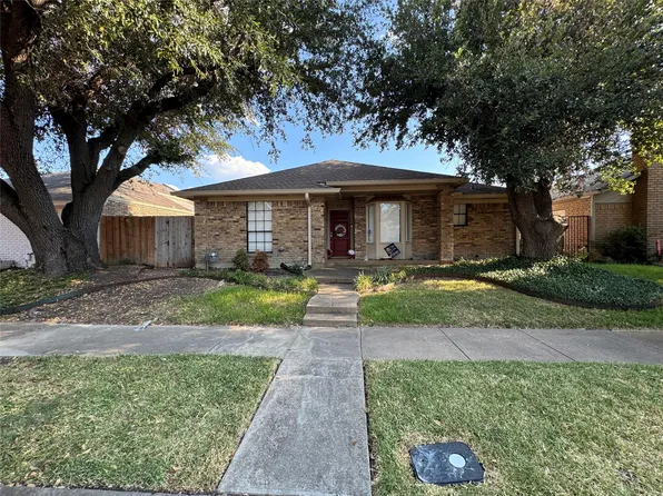 428 River Oaks Ln, Richardson, TX 75081