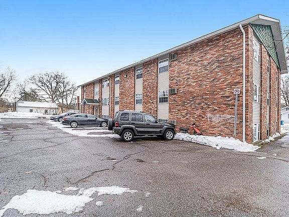 2nd image of 1203 Greenwood Ave #1