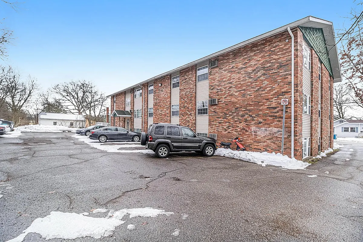 Building Photo - 1203 Greenwood Ave #1