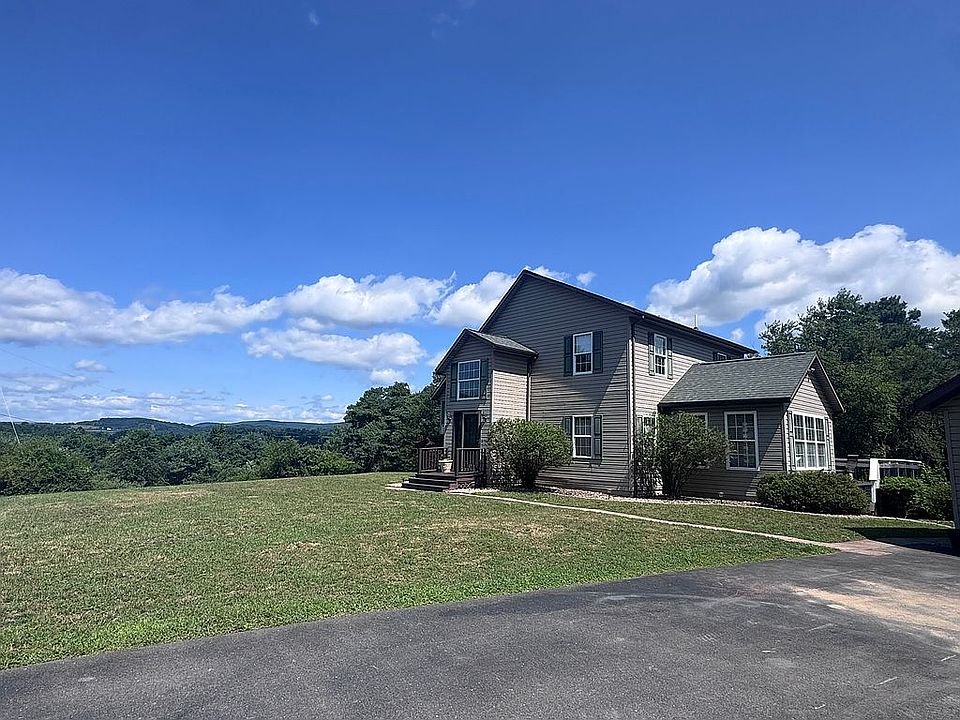 1st image of 323 Good Shepherd Rd