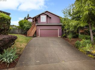 16322 SE Don Lino Ct, Damascus, OR 97089